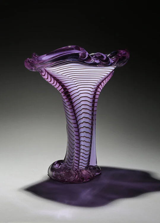 Mongo Vase - handblown and sculpted glass by Fritz Dreisbach — Rob